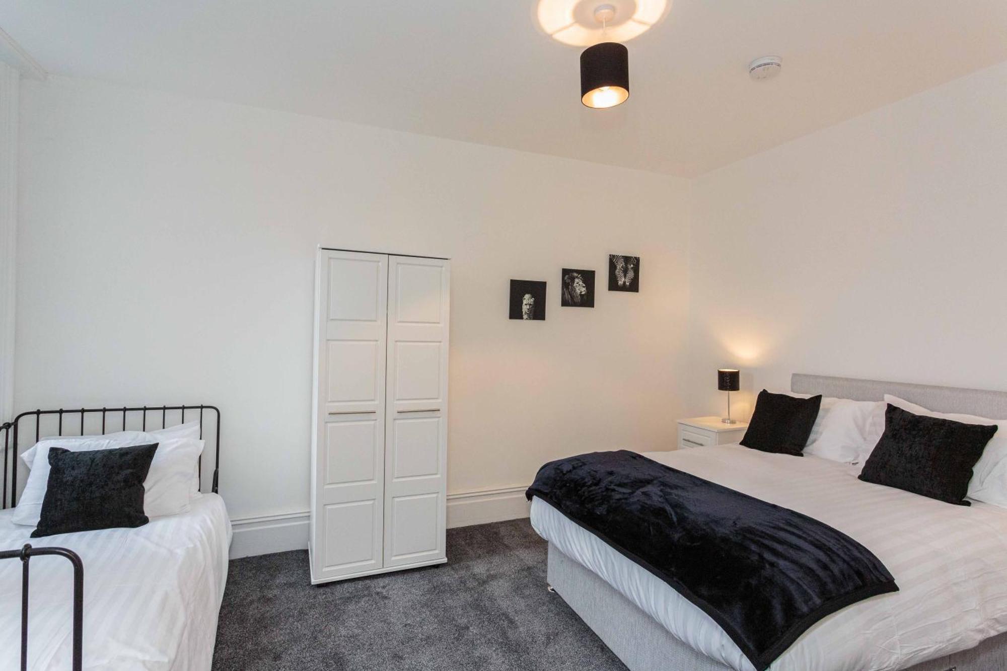 Cherry Property - Berry Apartments Blackpool Ruang foto