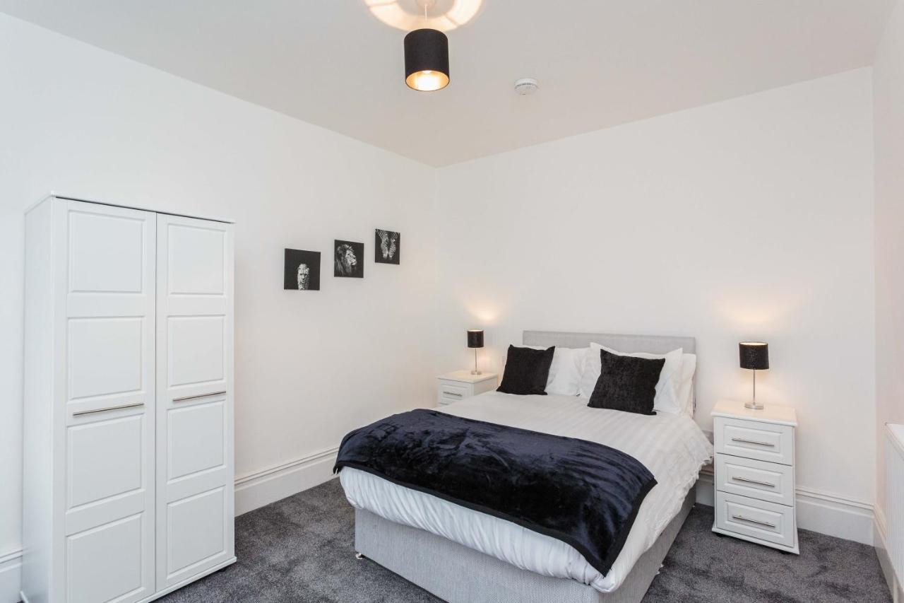 Cherry Property - Berry Apartments Blackpool Bagian luar foto