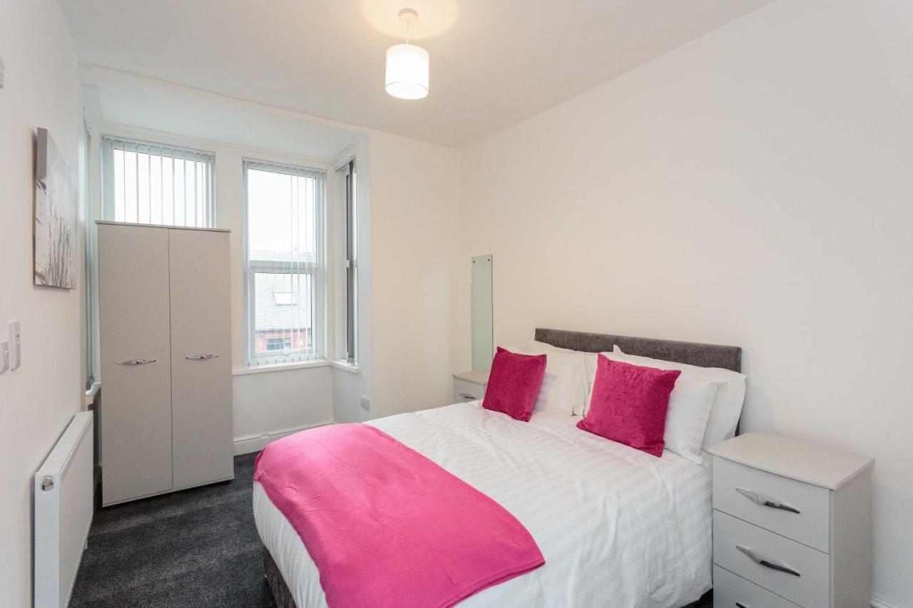Cherry Property - Berry Apartments Blackpool Bagian luar foto